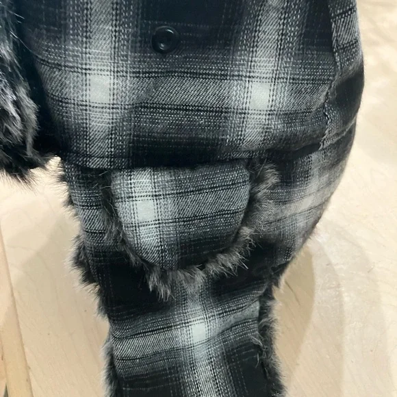 Unisex Winter Trapper Hat - Picture 5 of 8